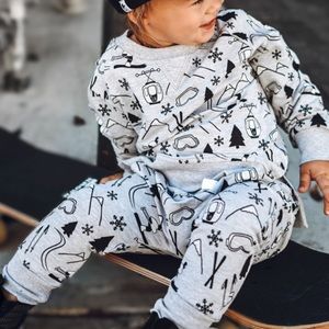 Little Bipsy Winter print jogger set